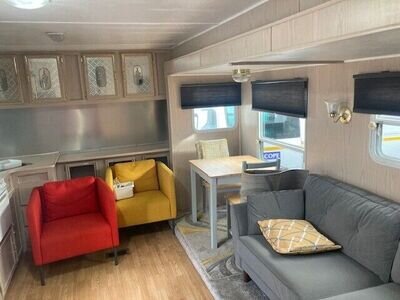 RV Trailers x 2 RV Trailers x 2