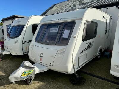Swift Challenger 480 2 Berth Full Rear Bathroom Swift Challenger 480 2 Berth Full Rear Bathroom