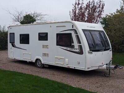 LUNAR CLUBMAN SB - 2014 4 BERTH CARAVAN WITH MOTOR MOVER, SOLAR & END WASHROOM LUNAR CLUBMAN SB - 2014 4 BERTH CARAVAN WITH MOTOR MOVER, SOLAR & END WASHROOM