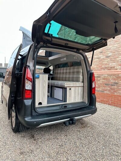 URBAN CAMPERVAN PARTNER BERLINGO CAMPER 2 BERTH POP TOP