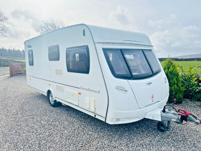2011 LUNAR GOODWOOD DEALER SPECIAL 4 BERTH FIXED BED TOURING CARAVAN /SERVICED 2011 LUNAR GOODWOOD DEALER SPECIAL 4 BERTH FIXED BED TOURING CARAVAN /SERVICED