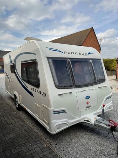 Caravan touring 2011 2 berth Caravan touring 2011 2 berth