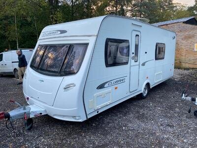 LUNAR CLUBMAN SB - 2011 - FIXED SINGLE BEDS - 4 BERTH - MOVER & AWNING LUNAR CLUBMAN SB - 2011 - FIXED SINGLE BEDS - 4 BERTH - MOVER & AWNING