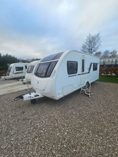 Swift Fairway 514 fixed bed 4berth touring Caravan Swift Fairway 514 fixed bed 4berth touring Caravan