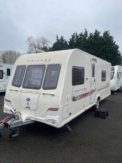 2011 Bailey Unicorn Valencia Fixed bed end washroom,with motor mover 2011 Bailey Unicorn Valencia Fixed bed end washroom,with motor mover