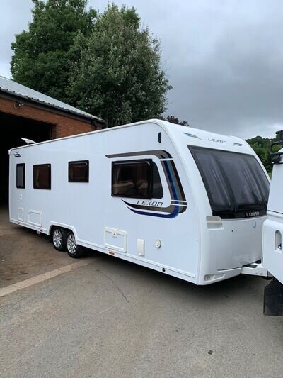 2015 Lunar Lexon 640 Twin Axle Twin Bed 4 Berth 2015 Lunar Lexon 640 Twin Axle Twin Bed 4 Berth