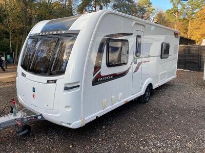 COACHMAN PASTICHE 565/4 - 2015 - FIXED SINGLE BEDS - 4 BERTH - MOVER & AWNING COACHMAN PASTICHE 565/4 - 2015 - FIXED SINGLE BEDS - 4 BERTH - MOVER & AWNING