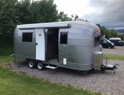 Avion T-21 4 Berth Caravan / Airstream