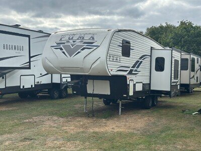 2022/23 Puma 255RKS - 5th Wheel American Caravan RV - Touring & Static