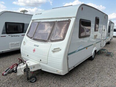 LUNAR ZENITH 4 - 4 BERTH CARAVAN WITH END DINETTE LUNAR ZENITH 4 - 4 BERTH CARAVAN WITH END DINETTE