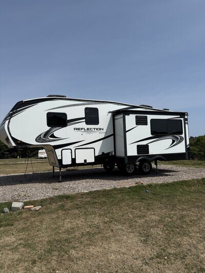 5th Wheel Caravan, Grand Design reflection 260rd, 2021, Great Condition Unit