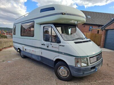 VW LT 35 Auto-Sleeper Medallion