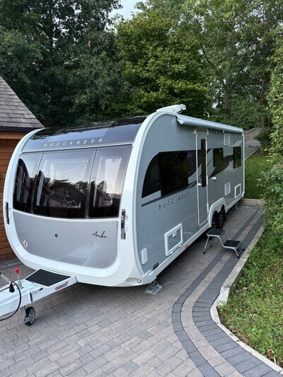 2025 Buccaneer Aruba Caravan