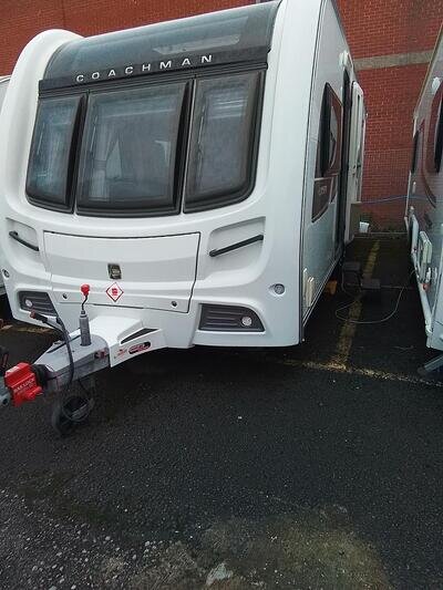 Coachman LASER 640/4 2013 fixed bed caravan