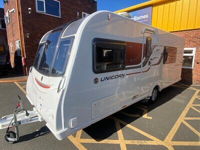 SEPTEMBER SALE - 2017 Bailey Unicorn Madrid Side Dinette - WAS £16495