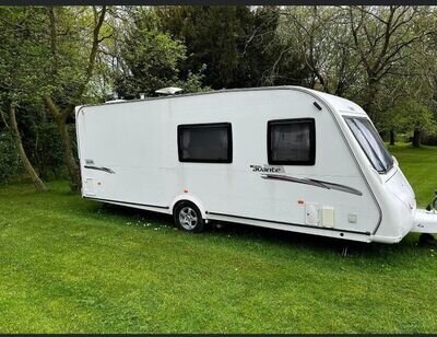 2010 Elddis Avante 526 - 6 berth touring caravan 2010 Elddis Avante 526 - 6 berth touring caravan