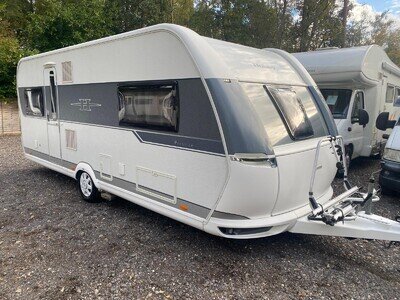 HOBBY PRESTIGE 560 WLU - 2016 - FIXED SINGLE BEDS - 4 BERTH - MOVER & BIKE RAKE HOBBY PRESTIGE 560 WLU - 2016 - FIXED SINGLE BEDS - 4 BERTH - MOVER & BIKE RAKE